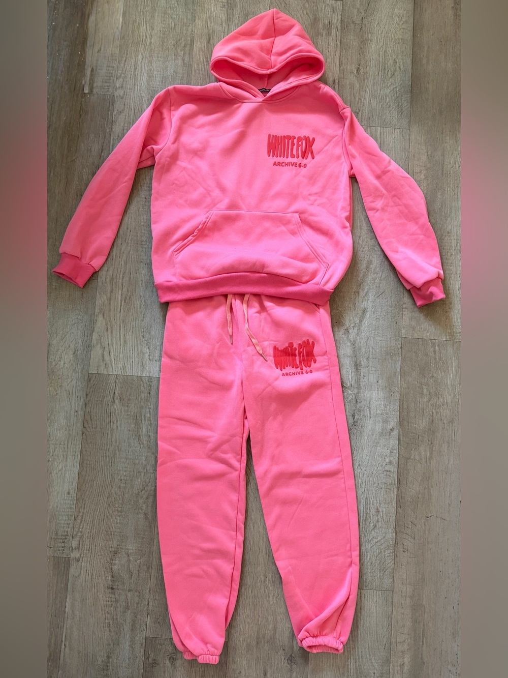 Women’s White Fox Neon Pink Hoodie & Jogger Set Size Small